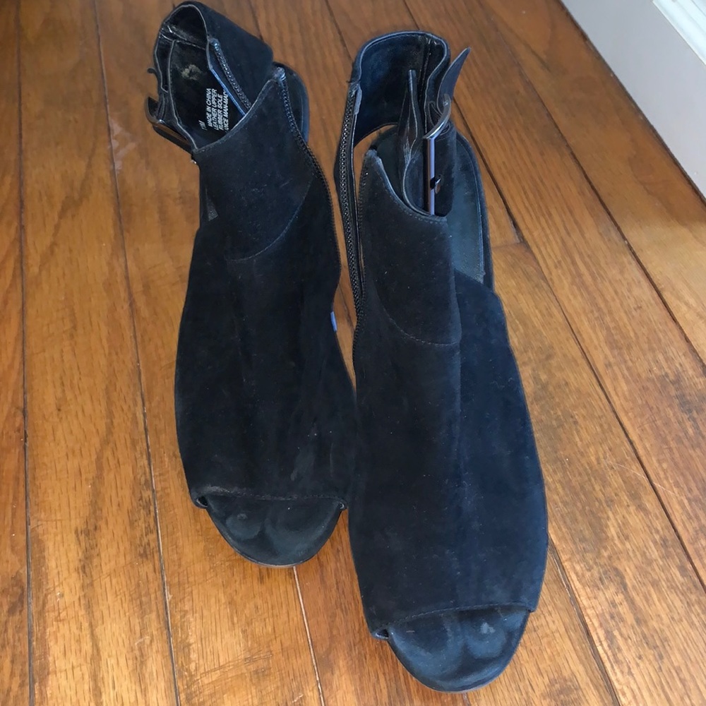 Black suede heels